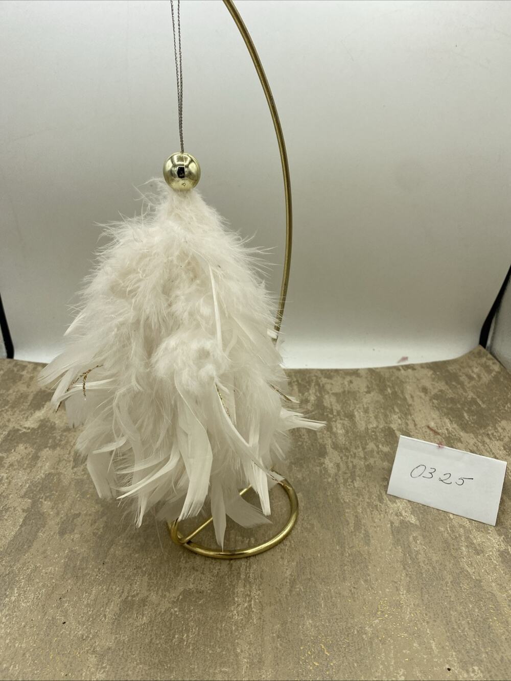 White OSTRICH FEATHER ORNAMENT CHRISTMAS TREE 8” ORNAMENT